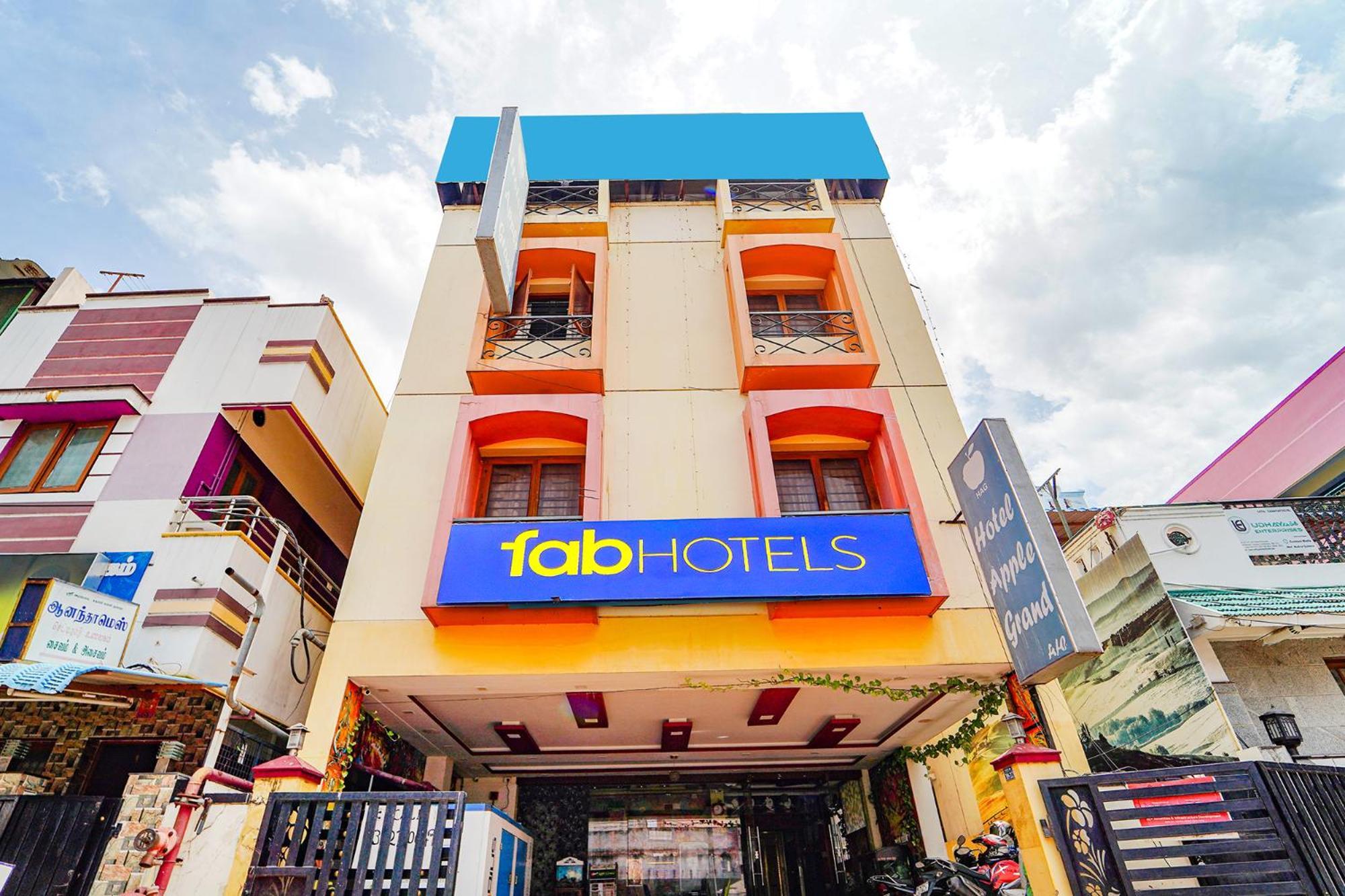 Hotel Fabexpress Apple Grand - 200M From Our Lady Of Fatima Church Coimbatore Exterior foto