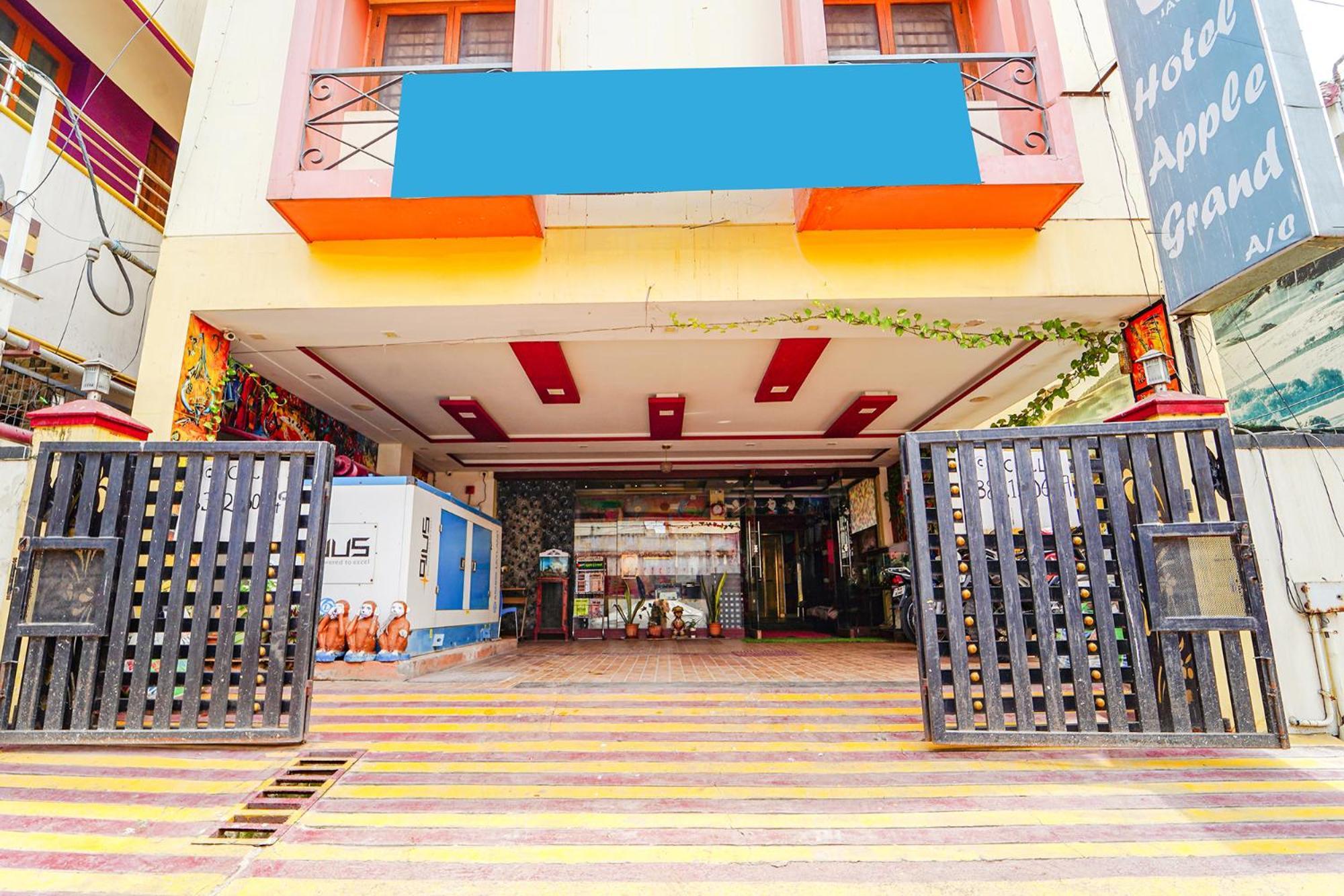 Hotel Fabexpress Apple Grand - 200M From Our Lady Of Fatima Church Coimbatore Exterior foto